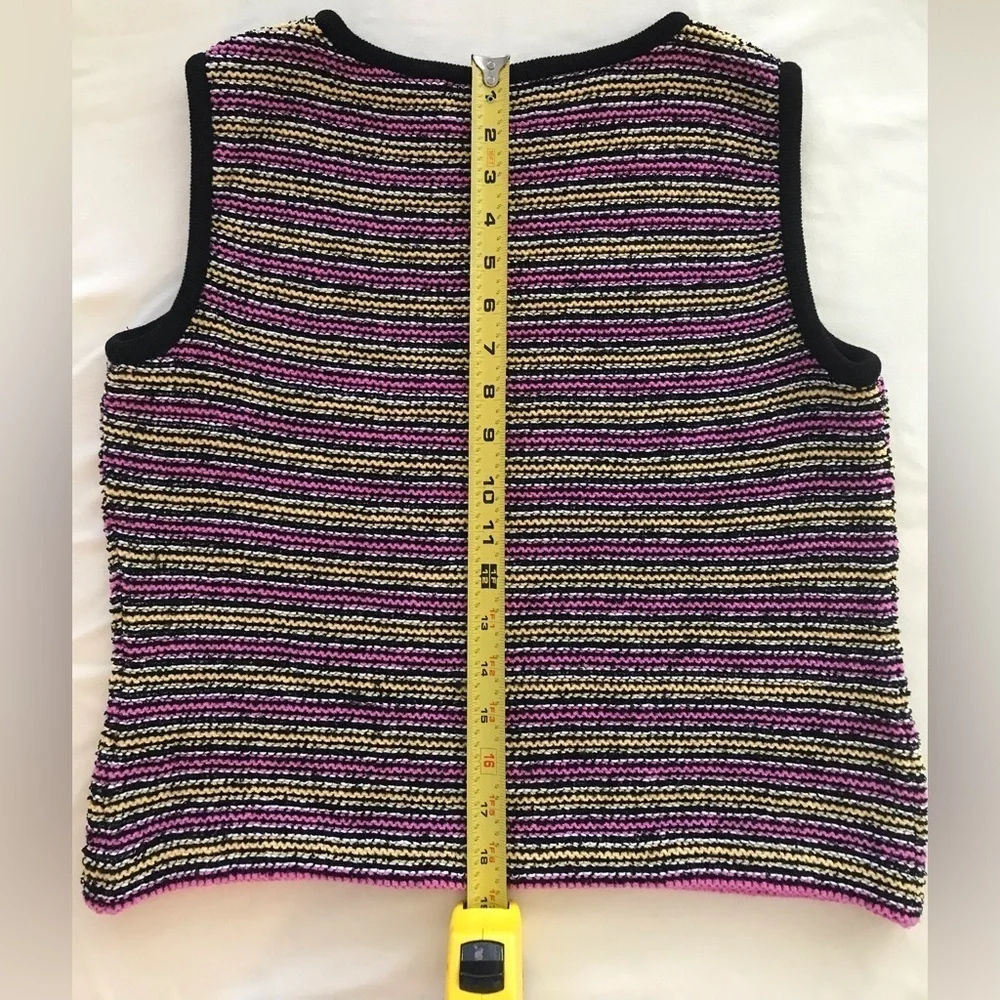 St. John Top Sz SMALL - Picture 5 of 5